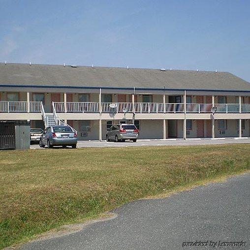 Budget Inn By Oyo Nassawadox Hwy 13 Extérieur photo