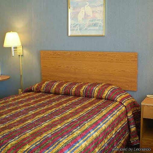 Budget Inn By Oyo Nassawadox Hwy 13 Extérieur photo